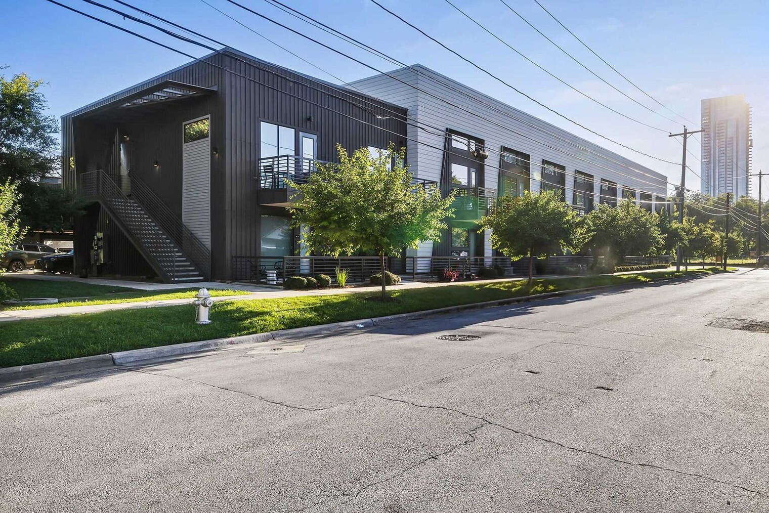 Building Photo - 49 Navasota St