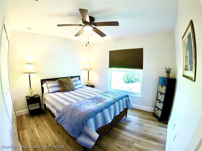 Building Photo - 6982 Mexican Hat Dr