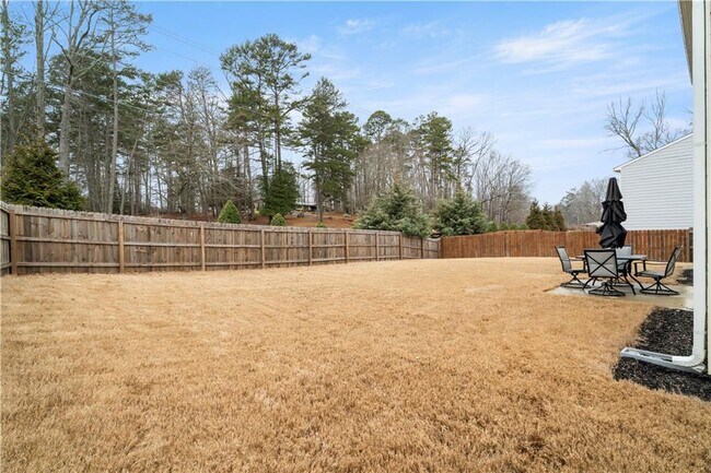 Building Photo - 57 Reeves Ct