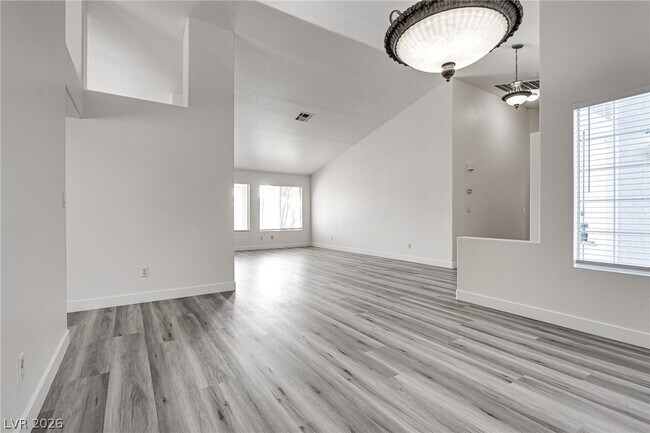 Building Photo - 7724 Rye Canyon Dr