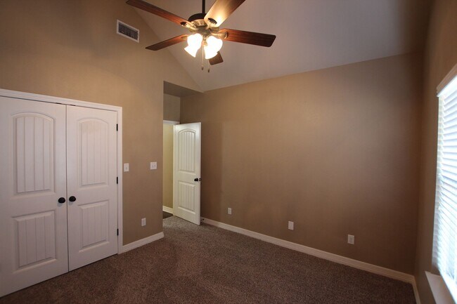 Building Photo - Gorgeous 3 Bed 2 Bath Home in Bullard! Coming Soon!