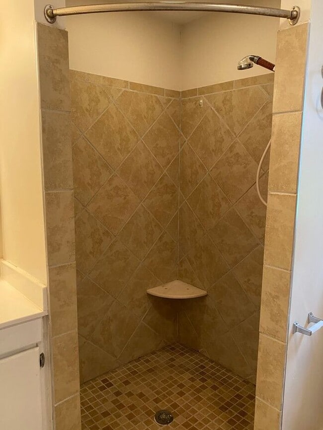Building Photo - COMING SOON! 4Br, 2.5 baths, large kitchen, large bedrooms, fence, storage and more! N. College R...