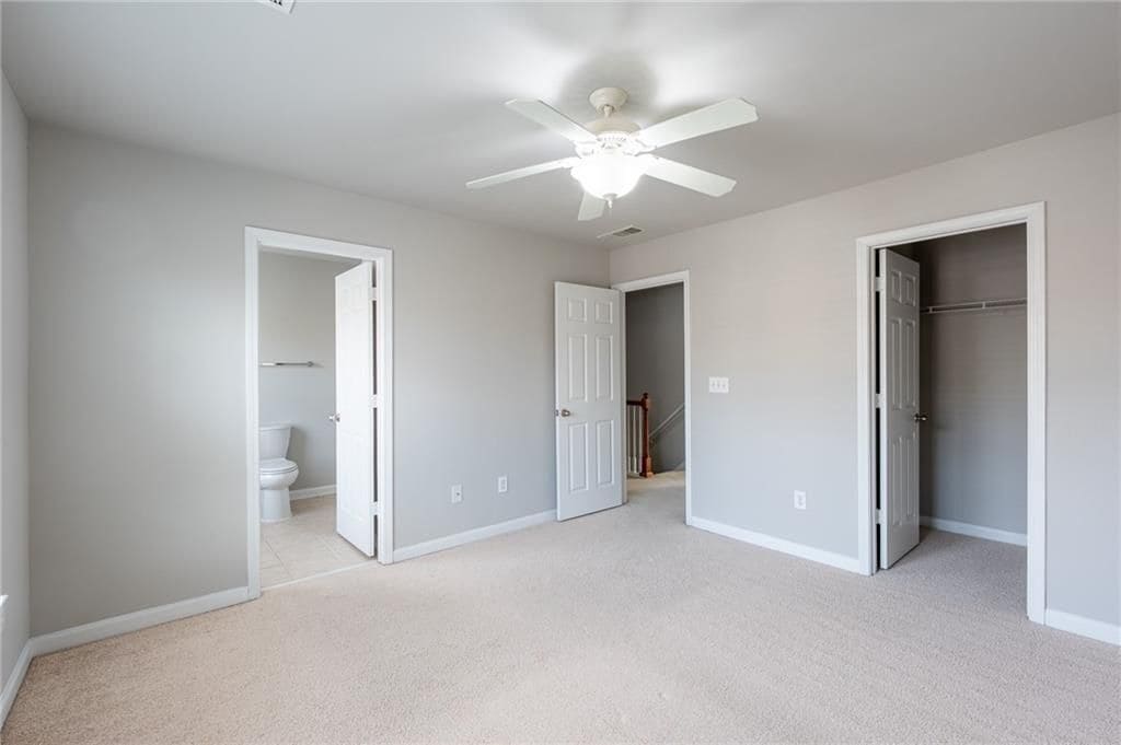 Building Photo - 2190 Landing Walk Dr