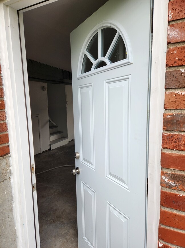 Building Photo - 11228 E 25th St S