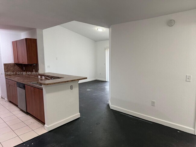 Building Photo - 15460 SW 284th St