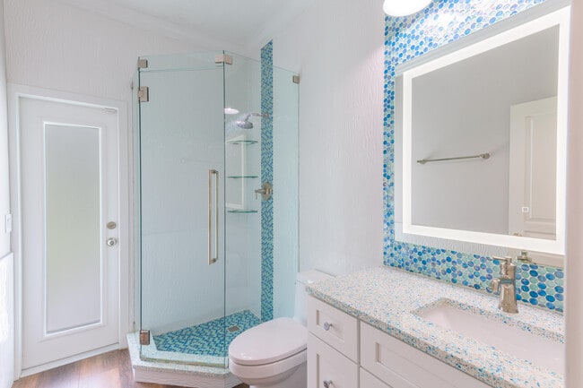 Building Photo - 3315 SE W Snow Rd