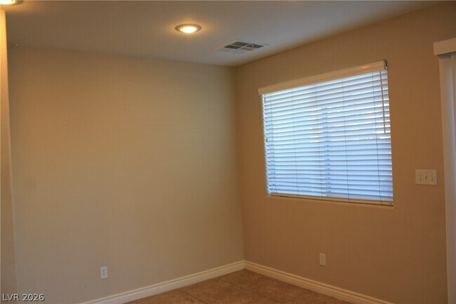 Building Photo - 1133 Claire Rose Ave