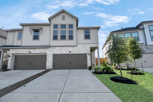 Building Photo - 5535 Holly Hvn Ct