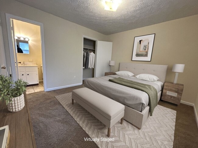 Building Photo - ST. ANDREWS CT - 101/103