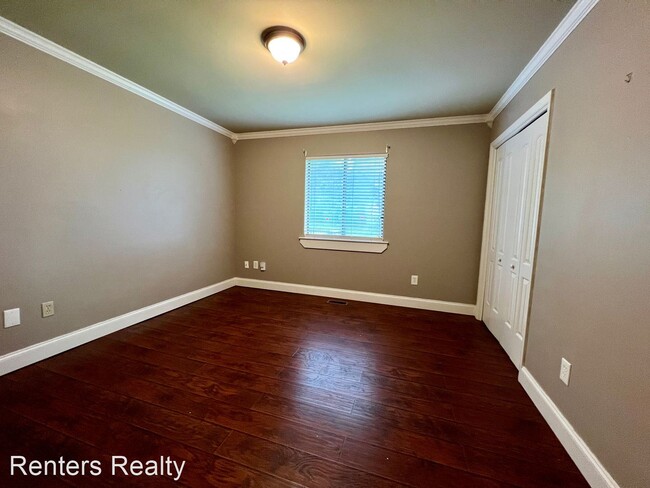 Building Photo - 3 br, 2 bath House - 3639 N Crestview Dr NW