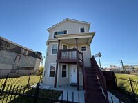 Building Photo - 5113 W Lexington St