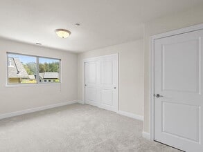 Building Photo - 236 Sunset Ave