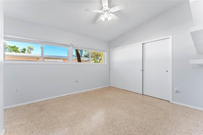 Building Photo - 6912 Alderwood Dr