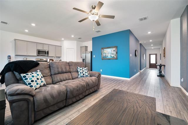 Building Photo - 635 Beltrand Ln