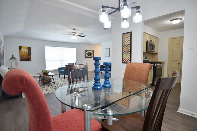 Building Photo - 2797 Wood Hollow Dr