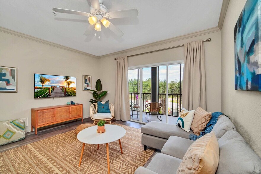 Building Photo - 14200 Avalon Rd