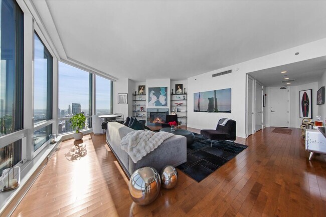 Building Photo - 401 N Wabash Ave