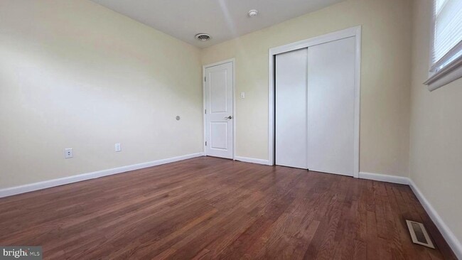 Building Photo - 361 David Hall Rd