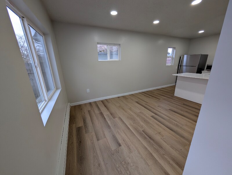 Building Photo - 1705 Lombard Ave