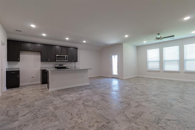 Building Photo - 1017 Verde Vly Ln