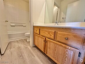 Building Photo - 4079 Halfmoon Bay Dr