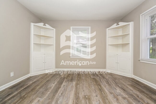 Building Photo - 531 Rogers Dr