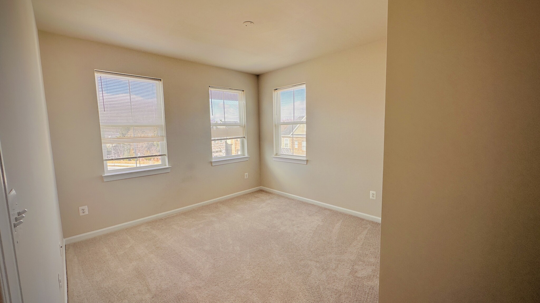 Building Photo - 66 Garden Meadow Pl