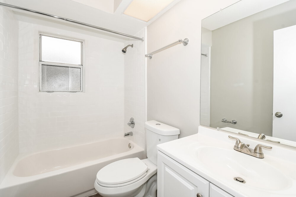 Building Photo - 8476 Allwine Ct