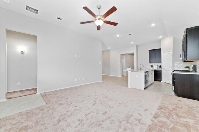 Building Photo - 20231 Moonlight Falls Ct