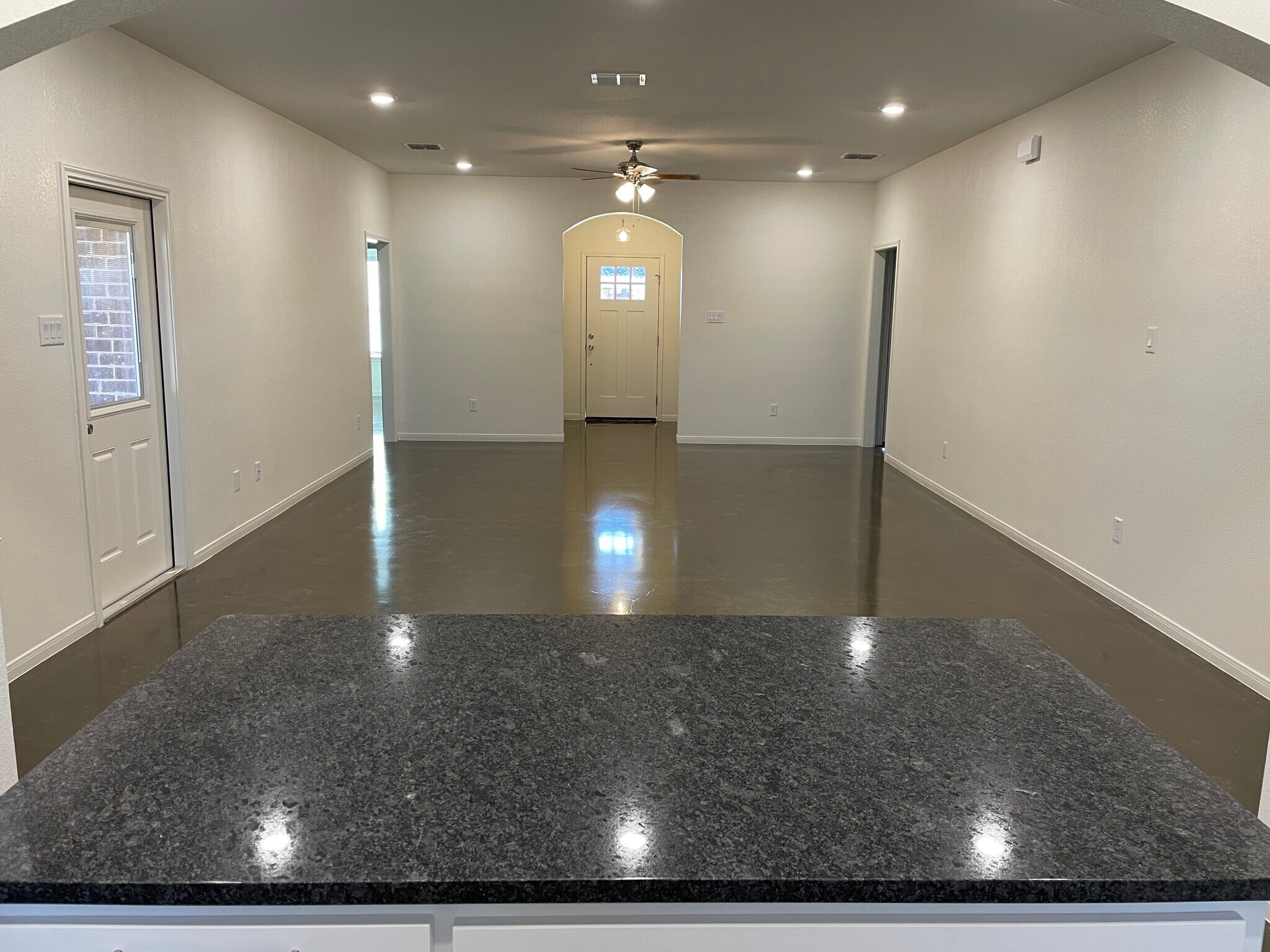 Building Photo - 706 Tower Mill Ct