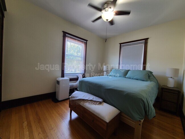 Building Photo - 811 Market St