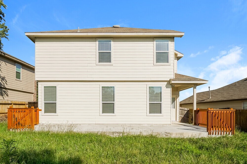 Building Photo - 141 Elisabeth Run