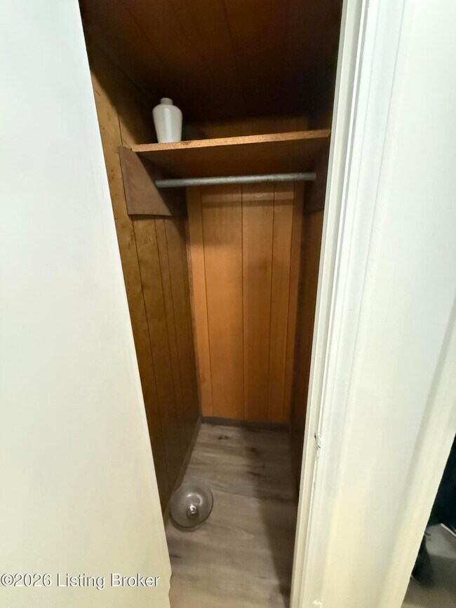 Building Photo - 4206 Dover Rd