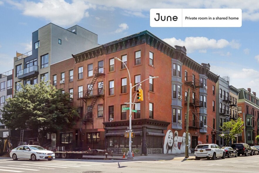 Building Photo - Room in Shared 5 bed/2.5 bath home in Bedford-Stuyvesant