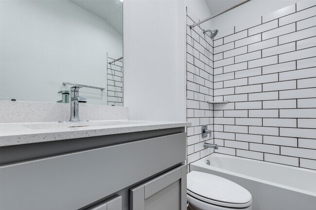 Building Photo - 14219 Black Cyn Ln