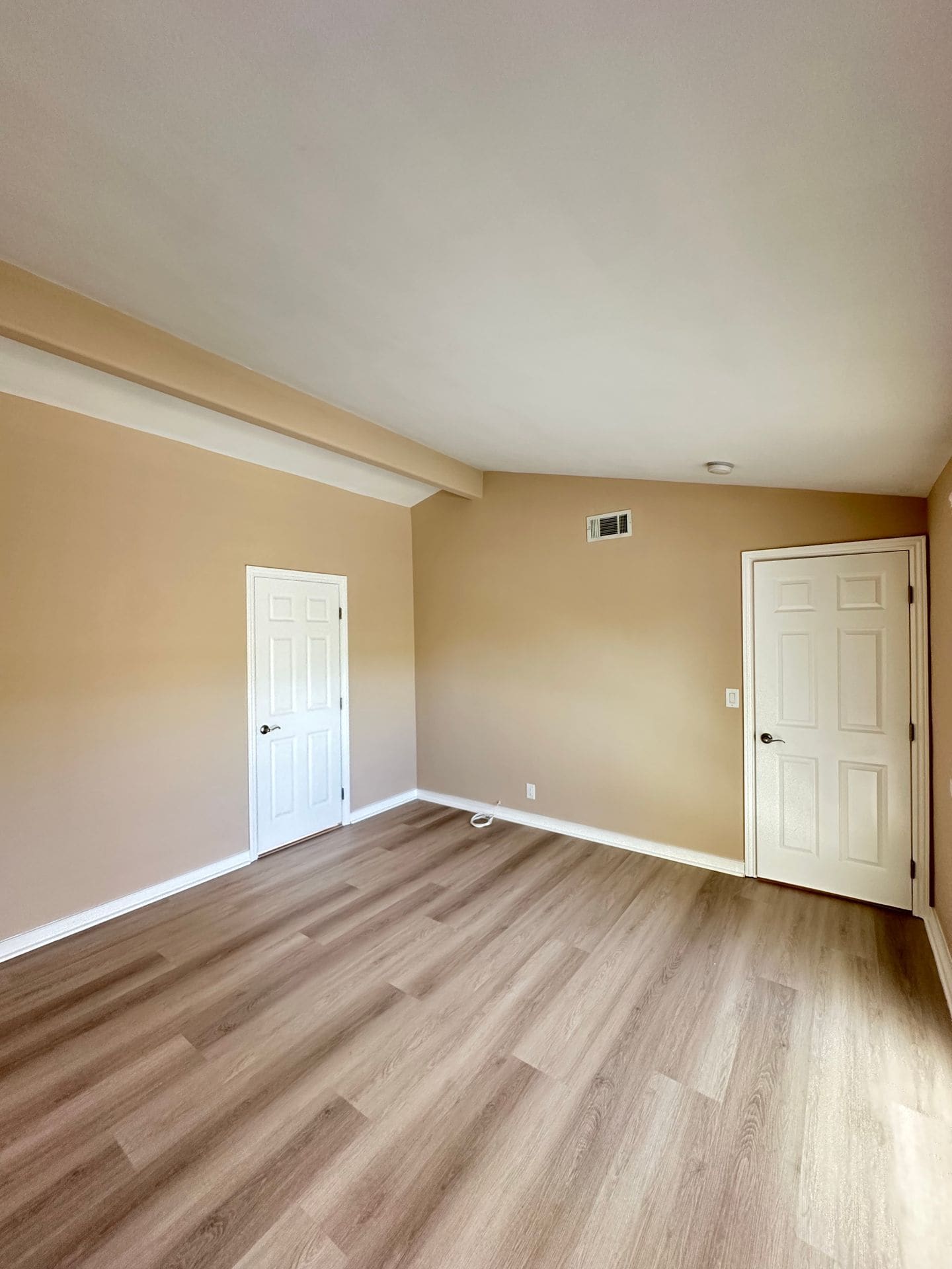 Building Photo - 11352 Weatherby Rd
