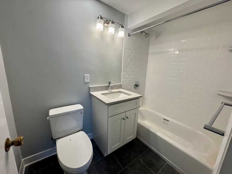 Building Photo - 91 Spring St