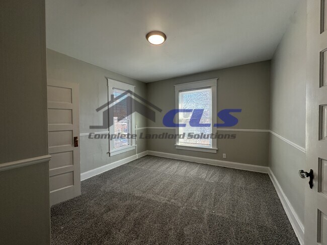 Building Photo - 2206 N 11th St