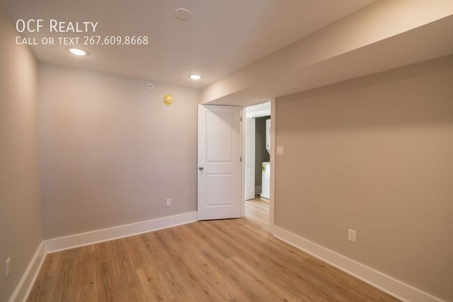 Building Photo - Two Bed Brewerytown Apartment