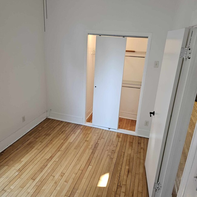 Center Master Bedroom Facing Closet - 4816 W Berteau Ave