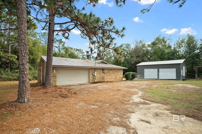 Building Photo - 34046 Widell Ave