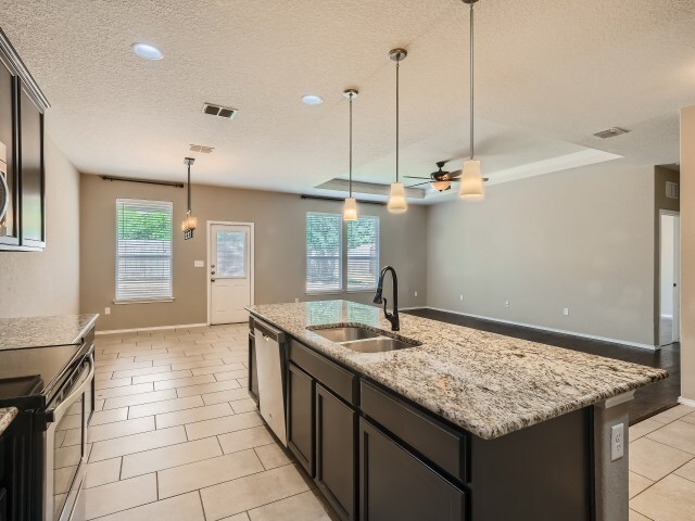 Building Photo - 303 Rustic Willow