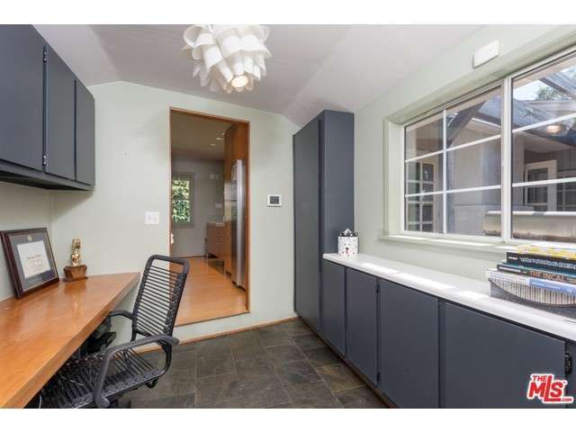 Building Photo - 8618 Appian Way