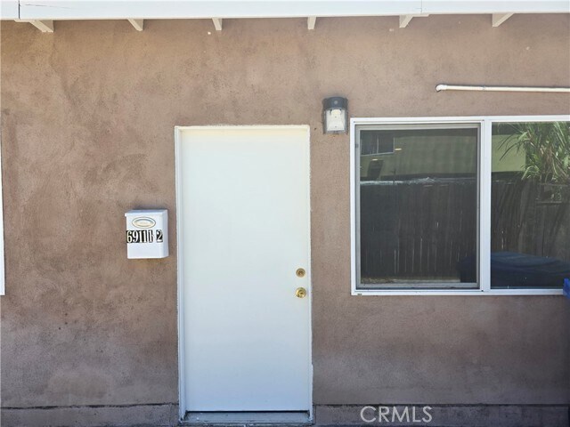 Building Photo - 6911 Baird Ave