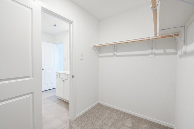 Building Photo - 6847 Flowering Ginger Ln