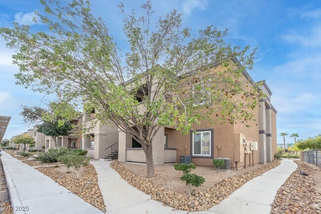 Building Photo - 6650 W Warm Springs Rd