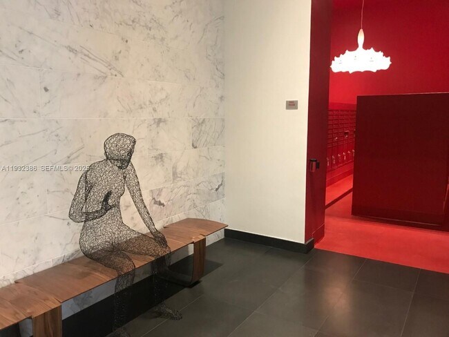 Building Photo - 1600 NE 1st Ave