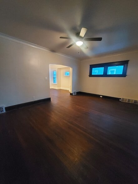 Living Room - 2793 Avondale Ave