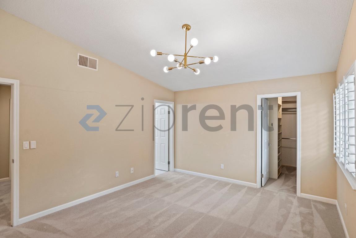 Building Photo - 6 Sandpebble Ct