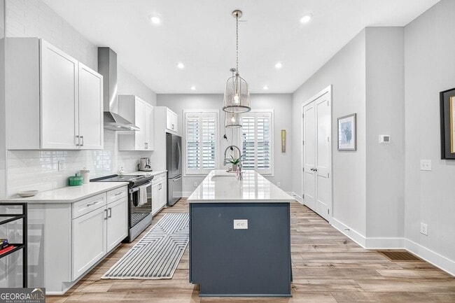 Building Photo - 4465 Dalston Dr